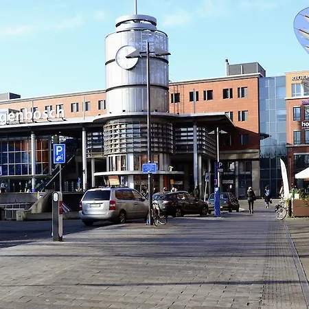 Hotel Terminus/folk Pub 's-Hertogenbosch (Den Bosch)