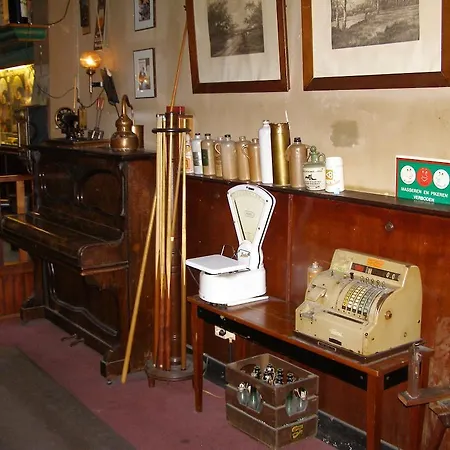 Hotel Terminus/folk Pub 's-Hertogenbosch (Den Bosch)